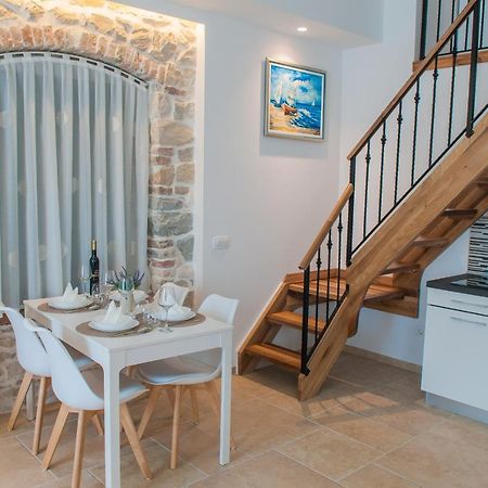 Bazzar Apartments Trogir Kültér fotó